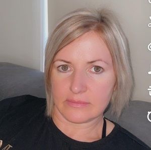 Meet your Posher, Anela